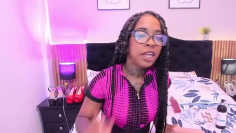 Pauline online show from 04/07/26, 03:23