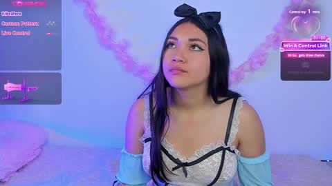 Pauline online show from 02/02/25, 07:41