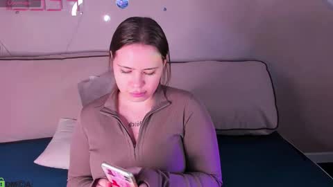 Erica online show from 10/19/25, 10:05