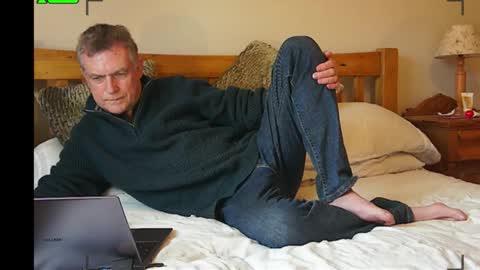 Snapshot of paullie2011 chatting on 11/09/25, 12:14 paullie2011 online show from 11/09/25, 12:14