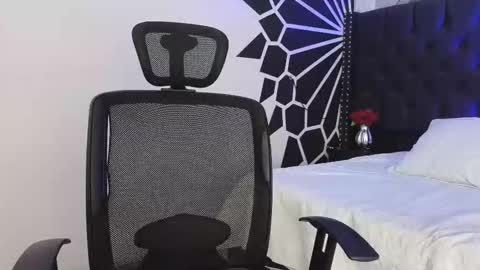 Paulo online show from 03/17/26, 09:23