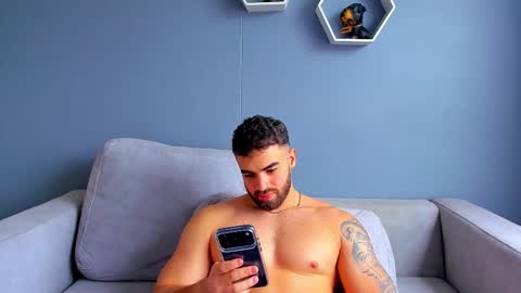 Paul Phoenix online show from 09/30/25, 09:31