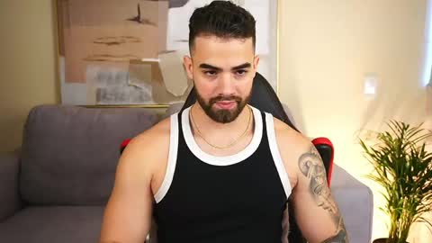 Paul Phoenix online show from 04/11/26, 08:46