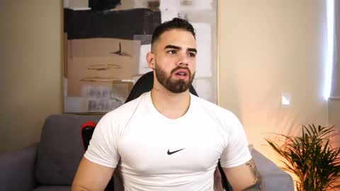 Paul Phoenix online show from 04/17/26, 09:40