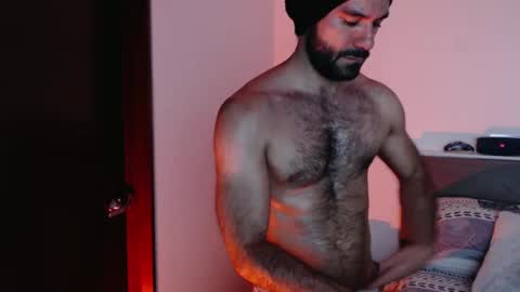 Paul online show from 01/09/25, 04:08