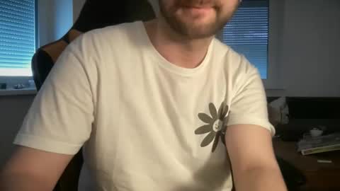 love bush online show from 04/17/26, 02:42