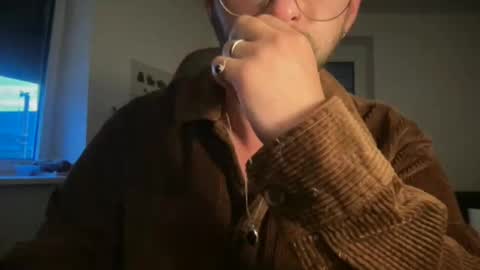 love bush online show from 06/08/26, 06:52