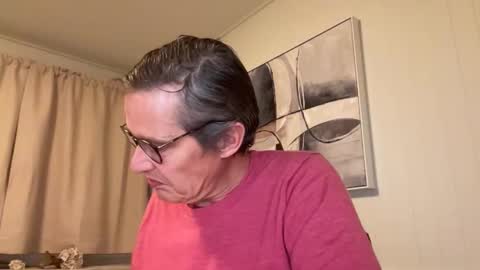 paulwill2377 online show from 12/16/25, 03:55