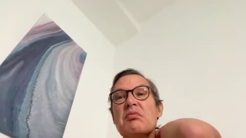 paulwill2377 online show from 12/22/25, 08:06