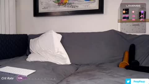 Snapshot of paupfr chatting on 12/13/24, 05:16 Paup online show from 12/13/24, 05:16