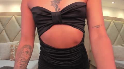 Pau online show from 09/19/25, 12:17