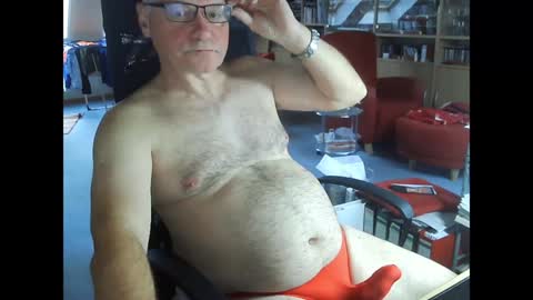 Snapshot of pavlovsdog2006 chatting on 12/09/24, 09:06 Pavlov aka Peter online show from 12/09/24, 09:06