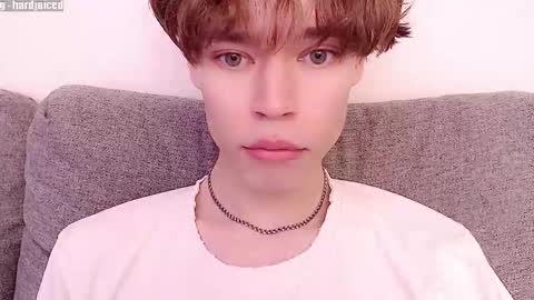 Snapshot of pawclaw chatting on 10/12/25, 05:12 pawclaw online show from 10/12/25, 05:12