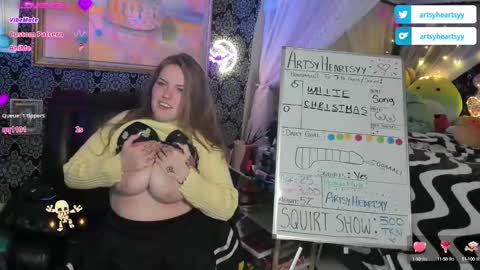 ArtsyHeartsyy online show from 12/05/24, 02:09