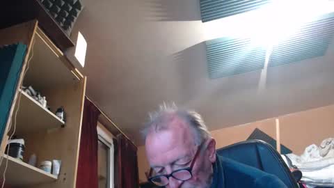 pc8474408 online show from 04/15/26, 10:55