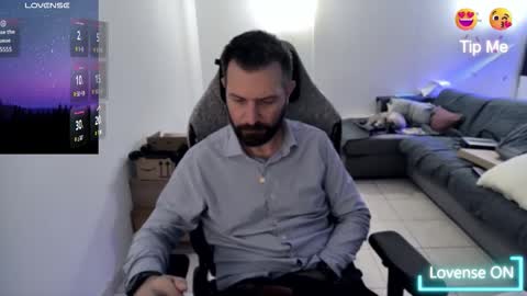 Snapshot of pc92160 chatting on 11/10/25, 05:23 pc92160 online show from 11/10/25, 05:23