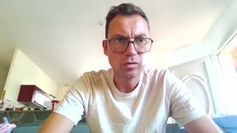 pchittt online show from 09/17/25, 11:23