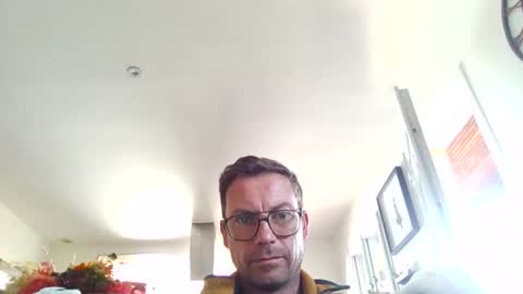 pchittt online show from 10/17/25, 10:18