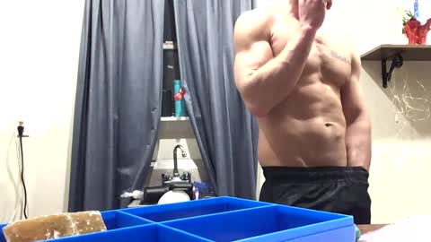 Hung sung Hero online show from 02/01/25, 11:37