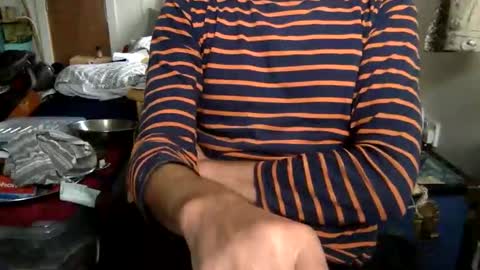 Snapshot of pea23 chatting on 09/27/25, 11:04 pea23 online show from 09/27/25, 11:04