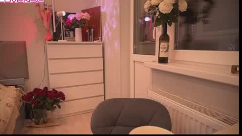 Snapshot of peaceful_oblivion chatting on 02/25/25, 05:47 Sandra Next Stream pm MSK 5 pm UTC1pm EDT online show from 02/25/25, 05:47