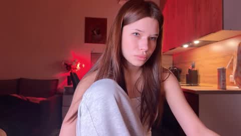 Snapshot of peaceful_oblivion chatting on 11/14/25, 04:38 Sandra Next Stream pm MSK 5 pm UTC1pm EDT online show from 11/14/25, 04:38