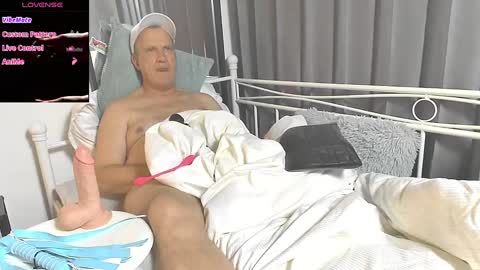 Snapshot of peacetous chatting on 02/17/25, 07:53 Marc online show from 02/17/25, 07:53