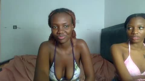 peach_ebonny online show from 06/18/26, 09:19