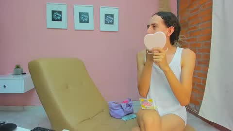 Snapshot of peach_tyron chatting on 12/09/24, 12:19 peach tyron online show from 12/09/24, 12:19