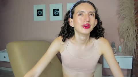 Snapshot of peach_tyron chatting on 01/09/25, 10:52 peach tyron online show from 01/09/25, 10:52