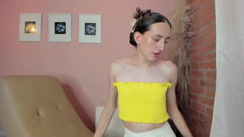 Snapshot of peach_tyron chatting on 01/14/25, 11:16 peach tyron online show from 01/14/25, 11:16