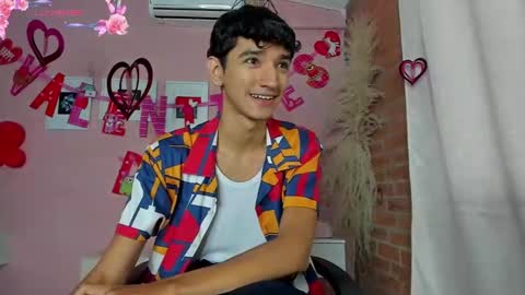 Snapshot of peach_tyron chatting on 02/14/25, 05:36 peach tyron online show from 02/14/25, 05:36