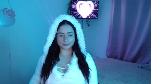 peacherry_ online show from 12/27/24, 01:53