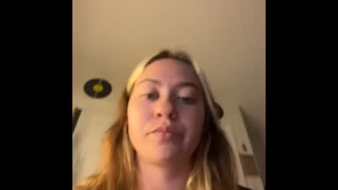 peachesncreampiezz online show from 07/20/26, 11:51