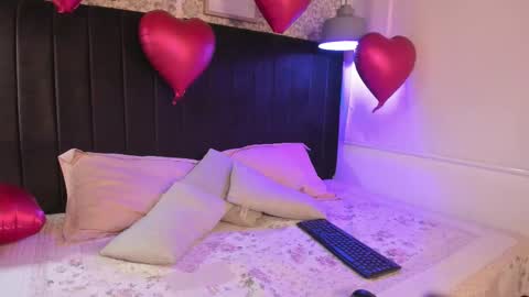 Snapshot of peachy_dh chatting on 02/13/26, 05:20 peachy online show from 02/13/26, 05:20