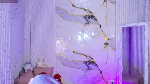 peachy_tay online show from 05/25/26, 11:38