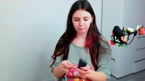 Peachy online show from 12/22/25, 05:21