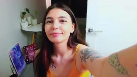 Snapshot of peachybabe__ chatting on 08/05/26, 04:32 Peachy online show from 08/05/26, 04:32