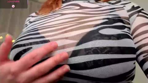 Snapshot of peachymochi chatting on 03/01/26, 09:39 Seraphina online show from 03/01/26, 09:39