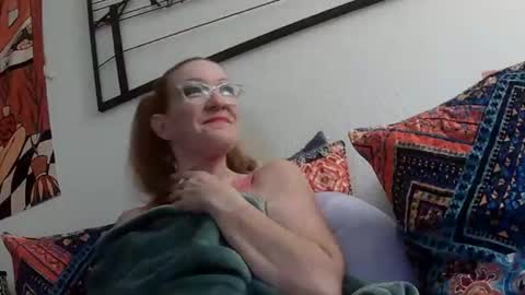 peanutbutterandjealous1 online show from 05/06/26, 02:08
