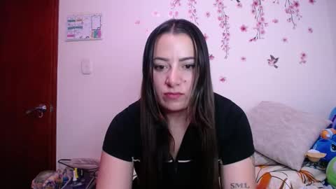 Pearl online show from 02/25/26, 04:00