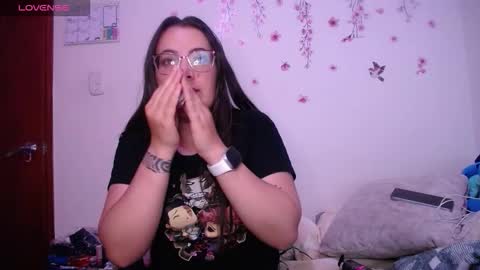 Pearl online show from 03/06/26, 05:04