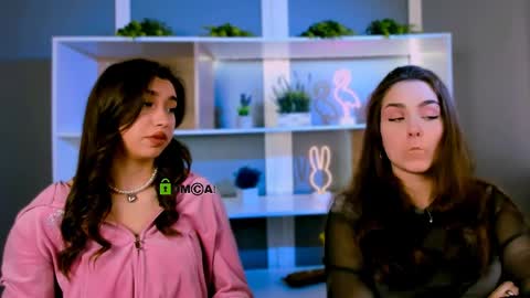 pearl heart online show from 03/25/26, 12:22