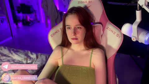 Snapshot of pearlprincess_ chatting on 12/07/24, 06:32 Adelina online show from 12/07/24, 06:32