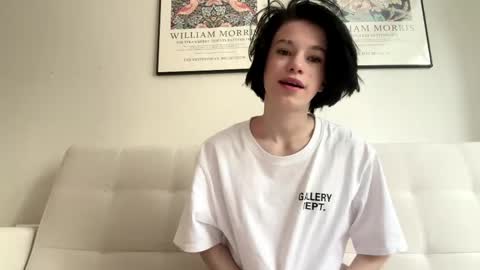 Anna online show from 06/02/26, 01:35