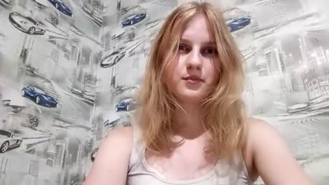 Sophie online show from 07/08/26, 09:19