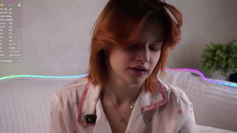 Lily online show from 10/17/25, 01:09