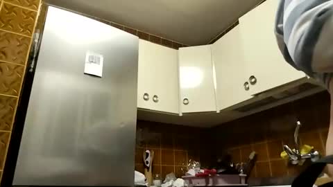 Snapshot of pececito69 chatting on 02/12/25, 03:40 Naturist online show from 02/12/25, 03:40