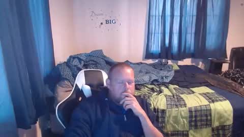 pecker40 online show from 01/01/25, 05:11