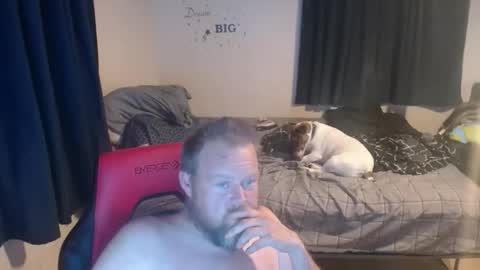 pecker40 online show from 04/12/26, 05:23